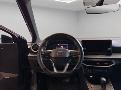 2023 Seat Arona VUD 5 pts. Xperience, 1.6l, climatronic, f. led, cámara reversa, RA-17